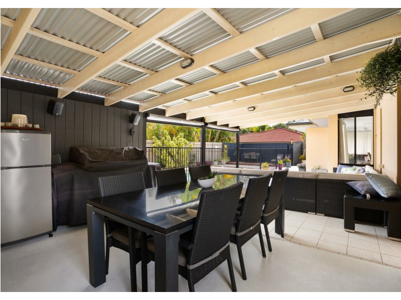 26E Coomburra Crescent, Ocean Shores NSW 2483