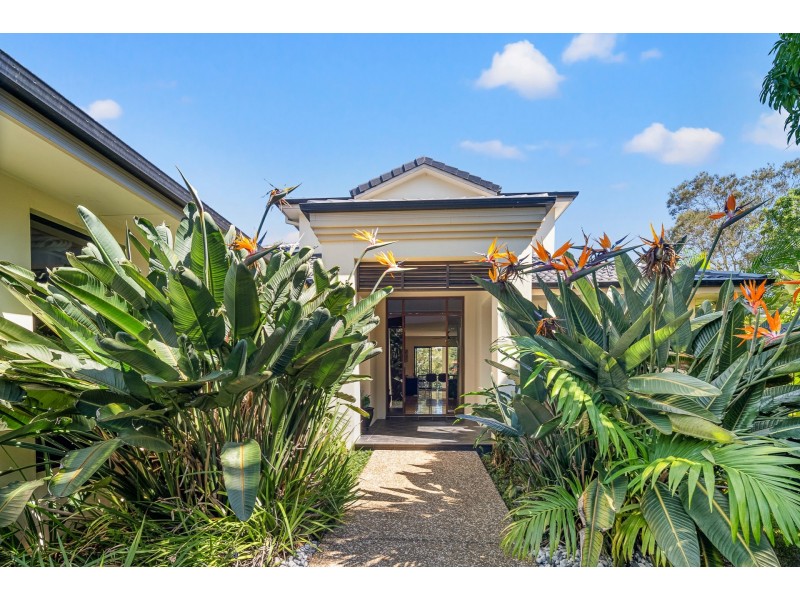 15 Barkala Court, Ocean Shores NSW 2483