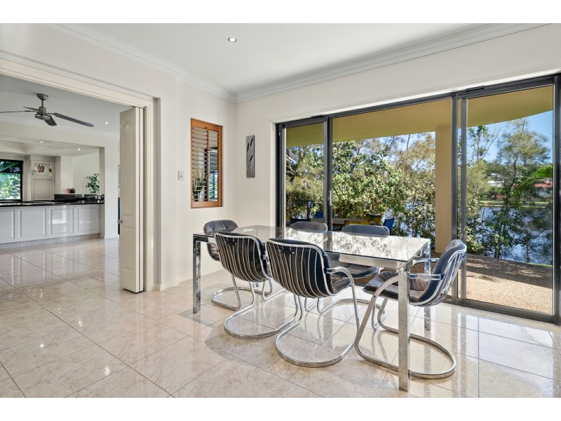 15 Barkala Court, Ocean Shores NSW 2483