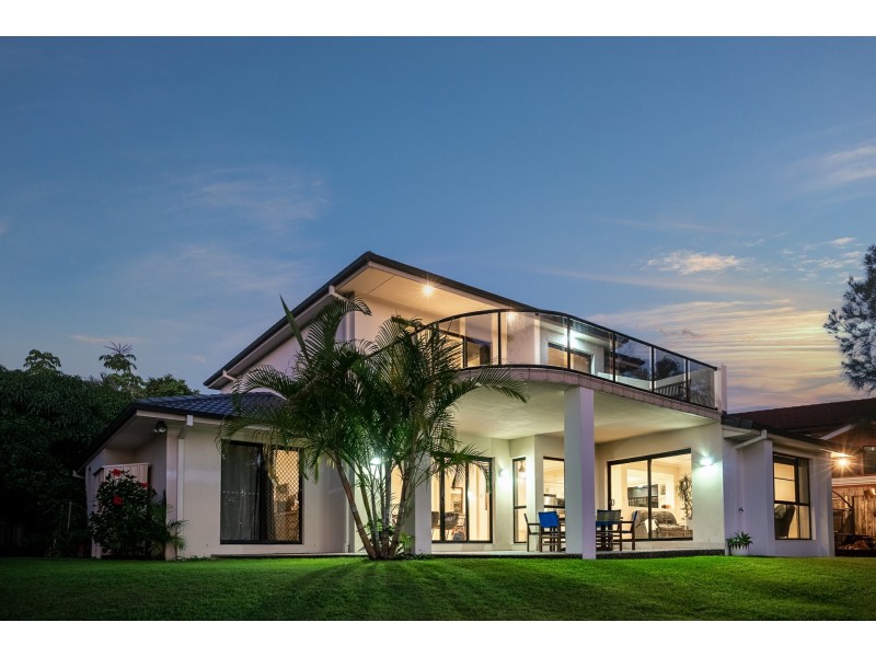 15 Barkala Court, Ocean Shores NSW 2483