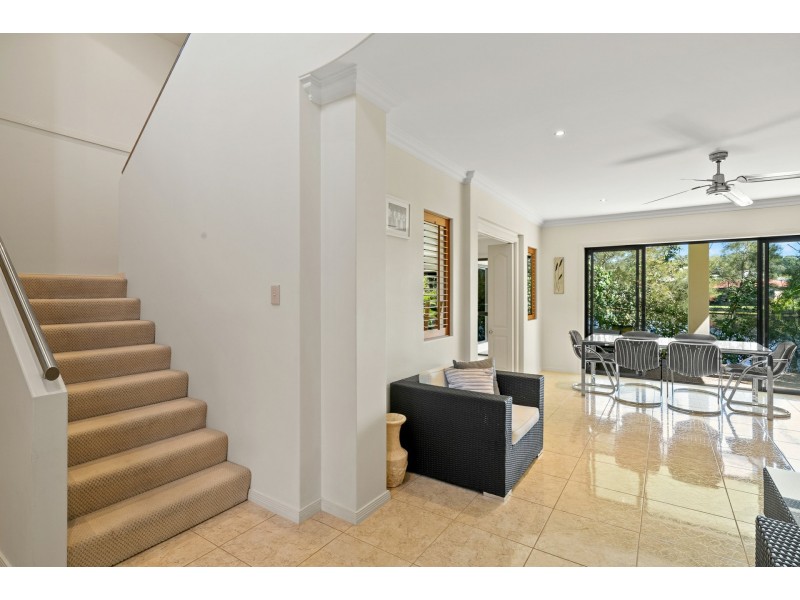 15 Barkala Court, Ocean Shores NSW 2483