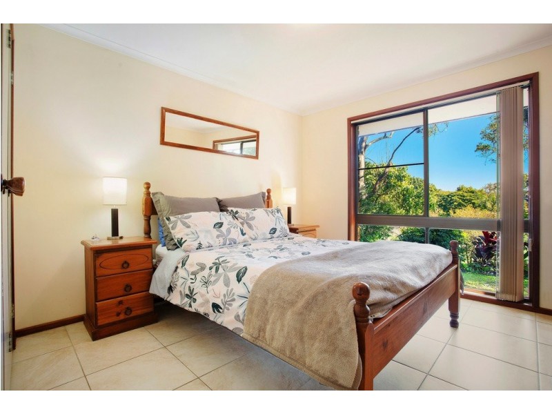 2 Tin Bin Way, Ocean Shores NSW 2483