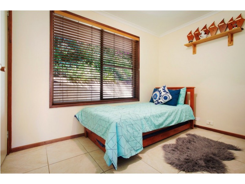 2 Tin Bin Way, Ocean Shores NSW 2483