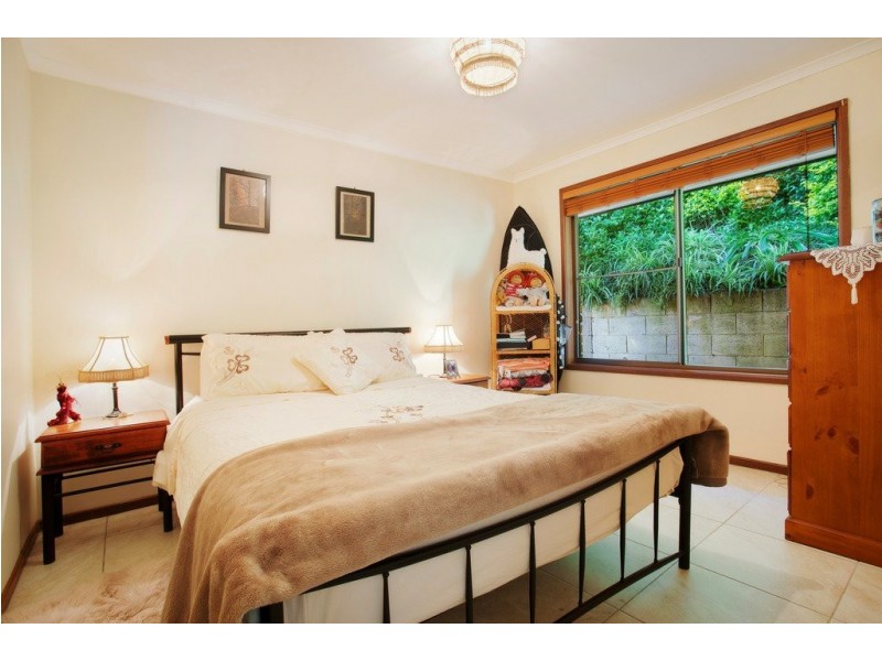 2 Tin Bin Way, Ocean Shores NSW 2483