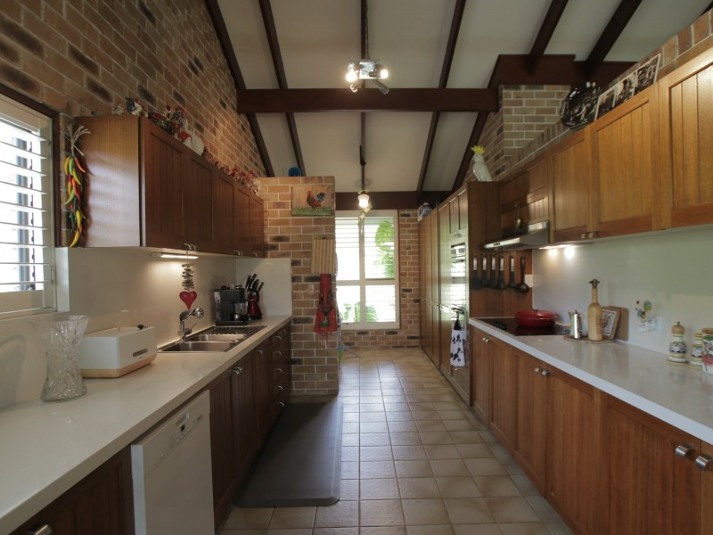 22 Narooma Drive, Ocean Shores NSW 2483