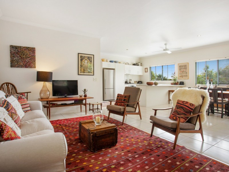 1B Namoi Glen, Ocean Shores NSW 2483