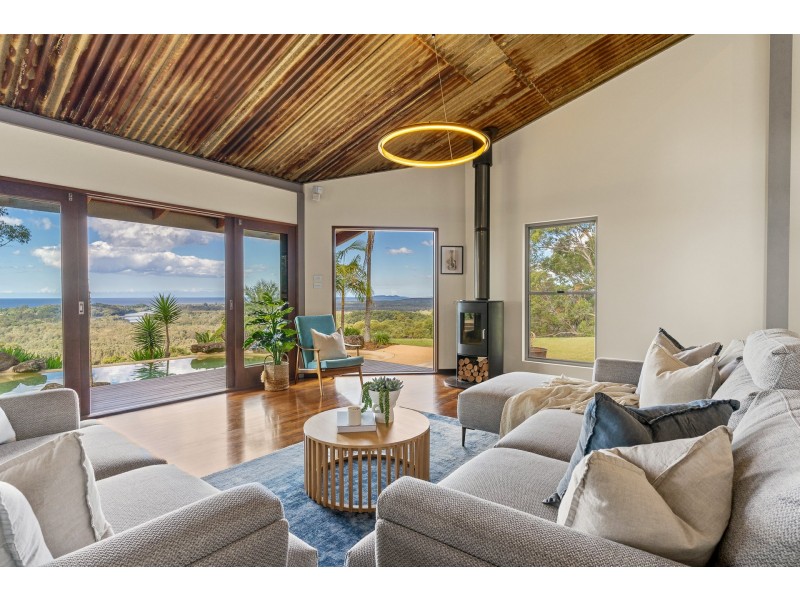 43 Synotts Lane, Ocean Shores NSW 2483