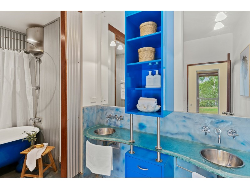 43 Synotts Lane, Ocean Shores NSW 2483