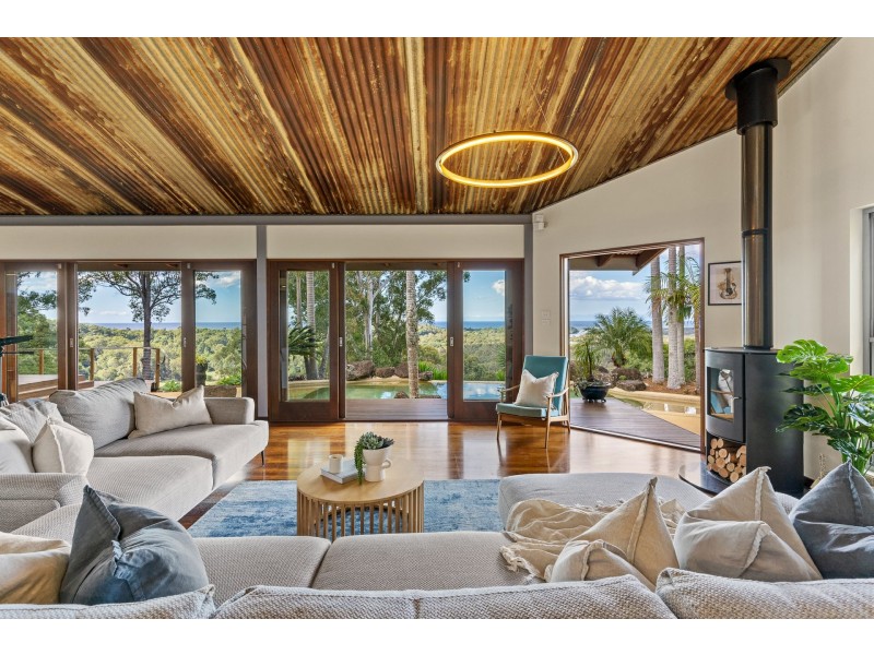 43 Synotts Lane, Ocean Shores NSW 2483