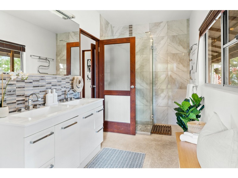 43 Synotts Lane, Ocean Shores NSW 2483