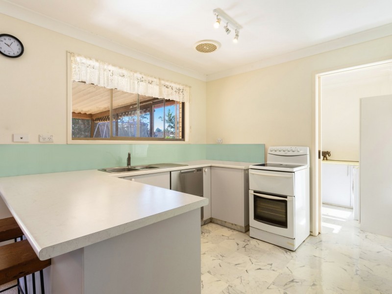 57 Orana Rd, Ocean Shores NSW 2483