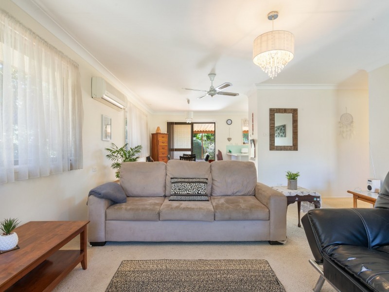 57 Orana Rd, Ocean Shores NSW 2483