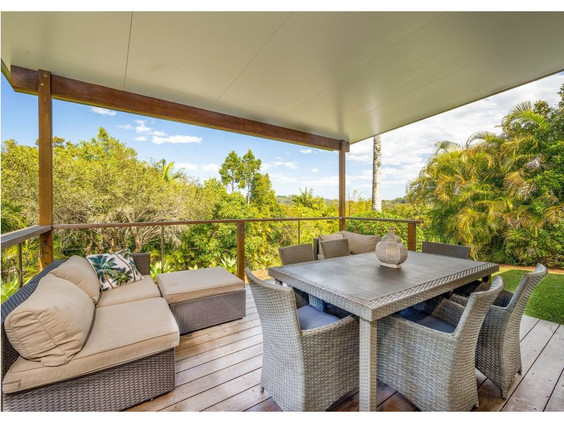 10 Woggoon Terrace, Ocean Shores NSW 2483