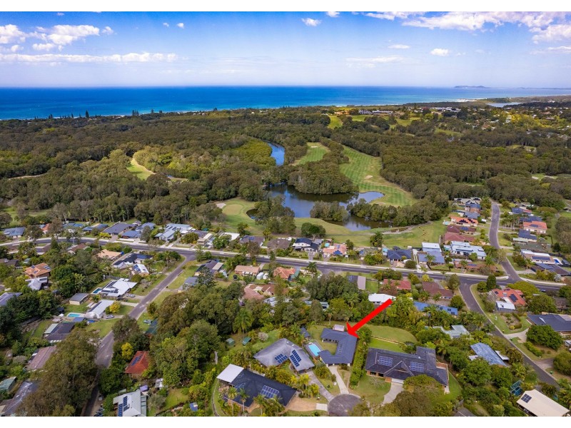 10 Woggoon Terrace, Ocean Shores NSW 2483