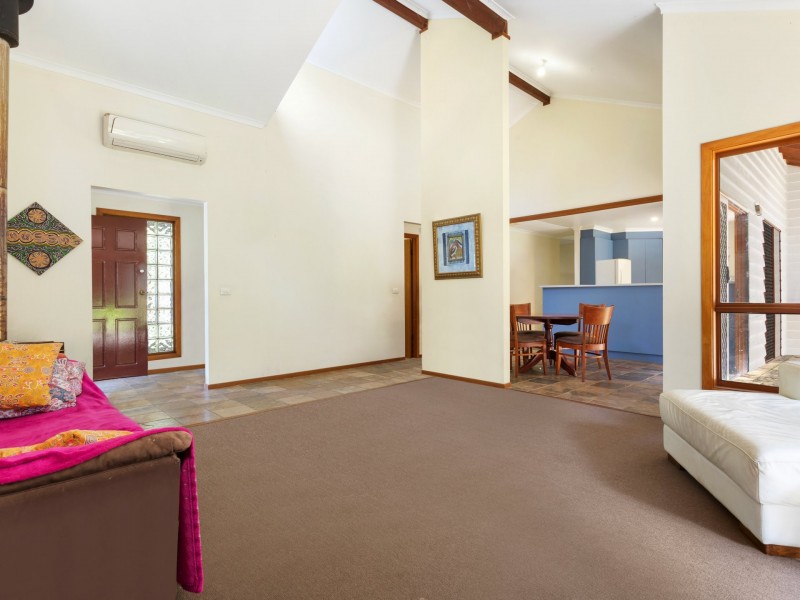 5 Gira Place, South Golden Beach NSW 2483