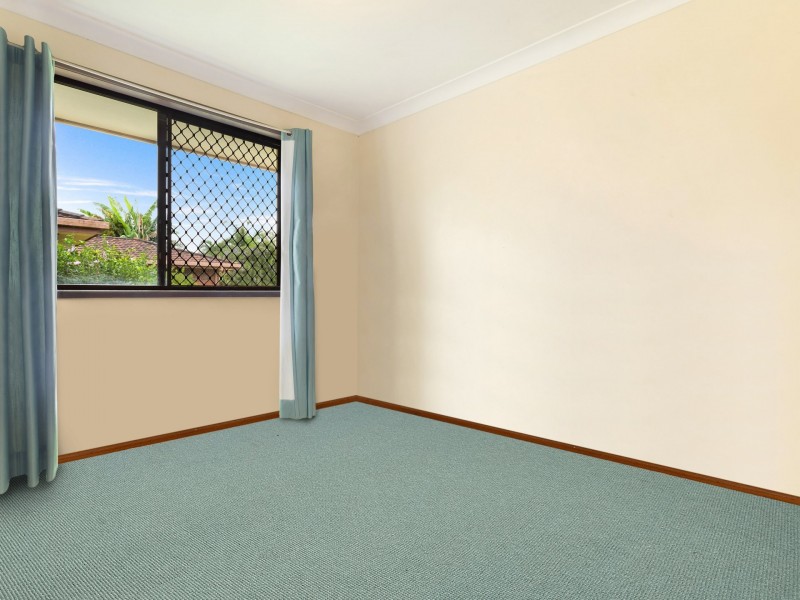 69 Rajah Rd, Ocean Shores NSW 2483