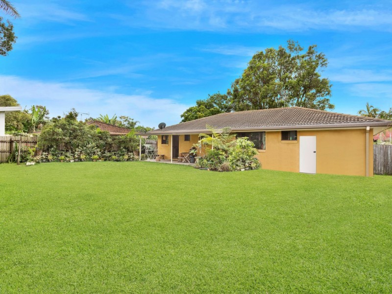 69 Rajah Rd, Ocean Shores NSW 2483