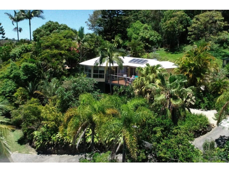 35 Yamble Drive, Ocean Shores NSW 2483