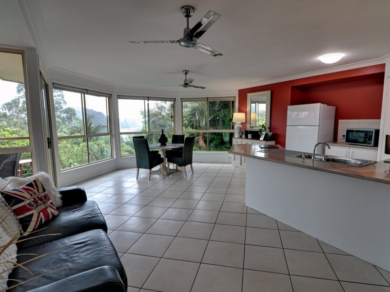 35 Yamble Drive, Ocean Shores NSW 2483