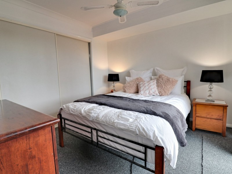 35 Yamble Drive, Ocean Shores NSW 2483