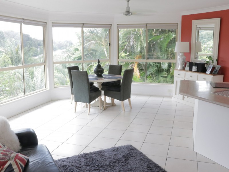 35 Yamble Drive, Ocean Shores NSW 2483