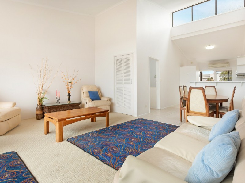 8/2 Langi Place, Ocean Shores NSW 2483