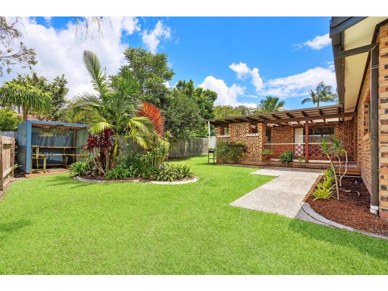 40 Kolora Way, Ocean Shores NSW 2483