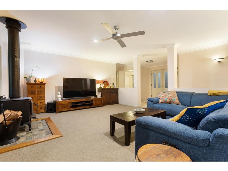 14 Terrara Court, Ocean Shores NSW 2483