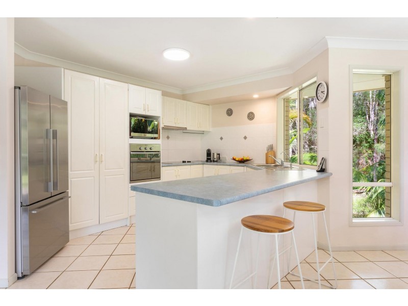 14 Terrara Court, Ocean Shores NSW 2483