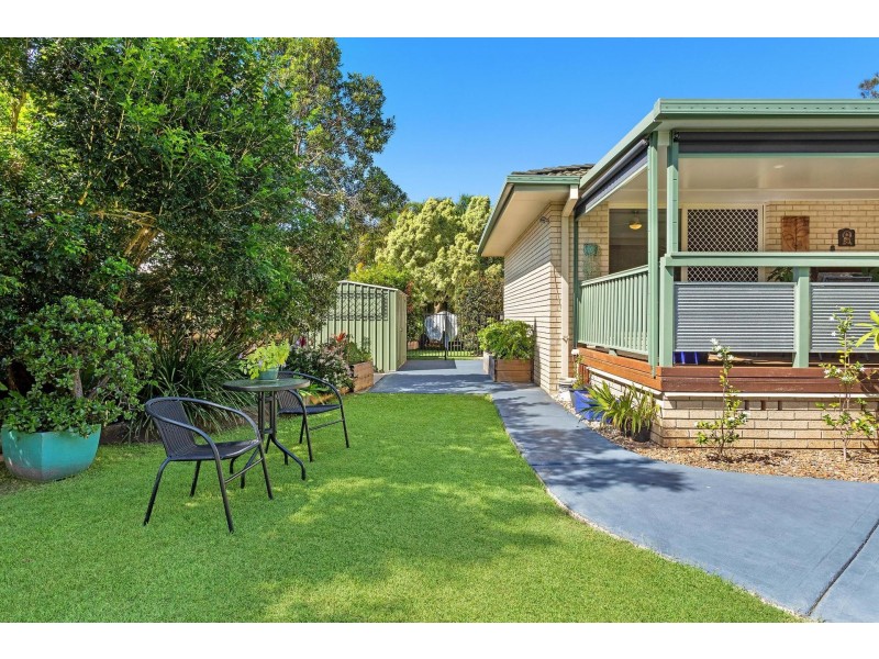 14 Terrara Court, Ocean Shores NSW 2483