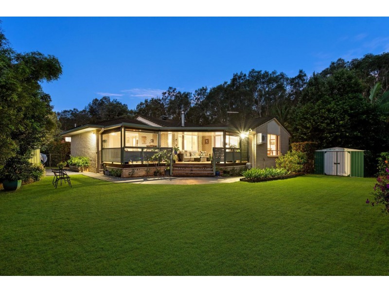 14 Terrara Court, Ocean Shores NSW 2483