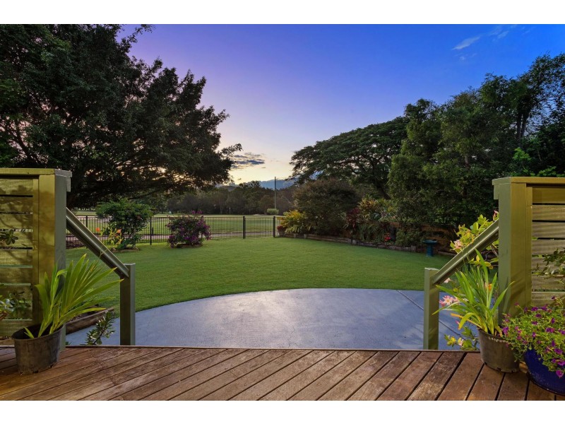 14 Terrara Court, Ocean Shores NSW 2483