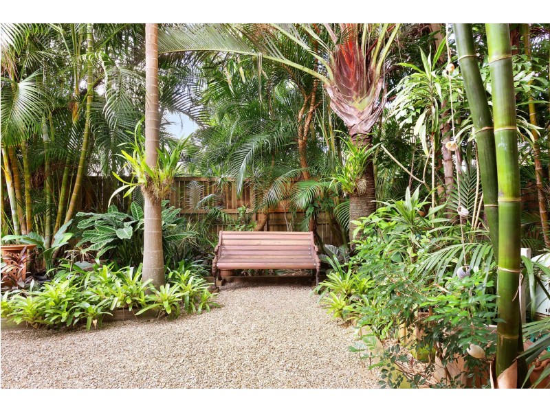 1 Gloria Street, South Golden Beach NSW 2483