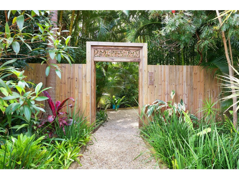 1 Gloria Street, South Golden Beach NSW 2483