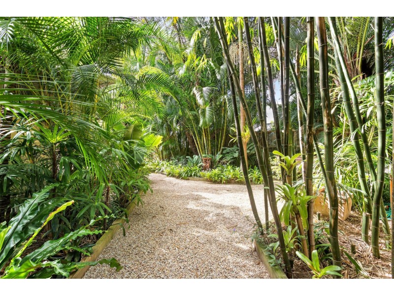 1 Gloria Street, South Golden Beach NSW 2483