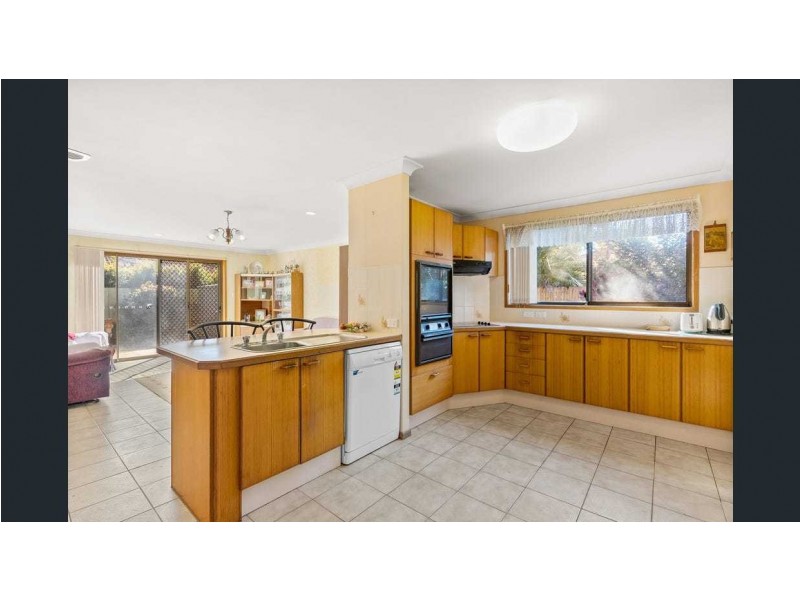 7 Natan Court, Ocean Shores NSW 2483