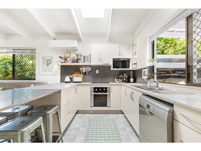 4 Robin Street, South Golden Beach NSW 2483