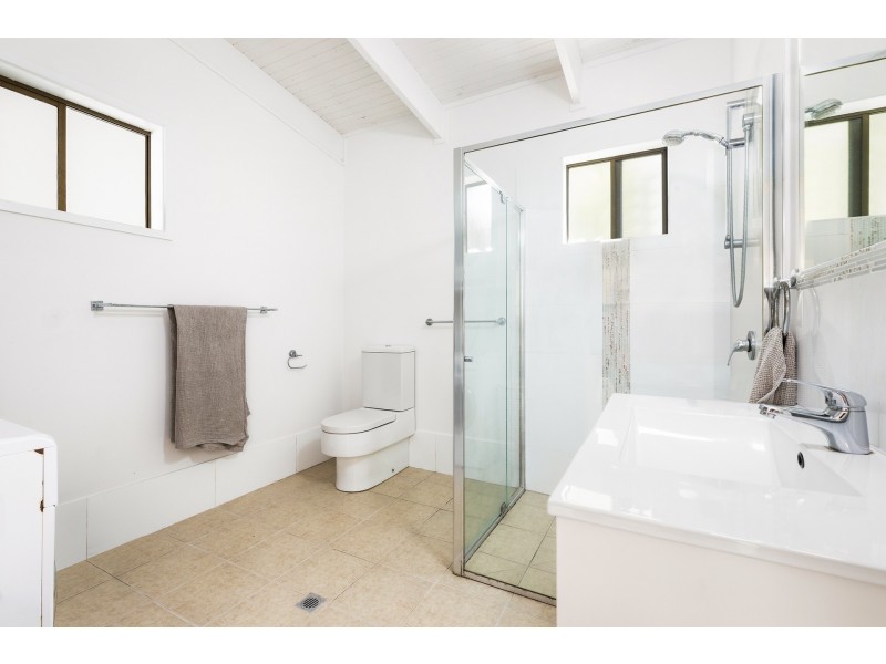 4 Robin Street, South Golden Beach NSW 2483