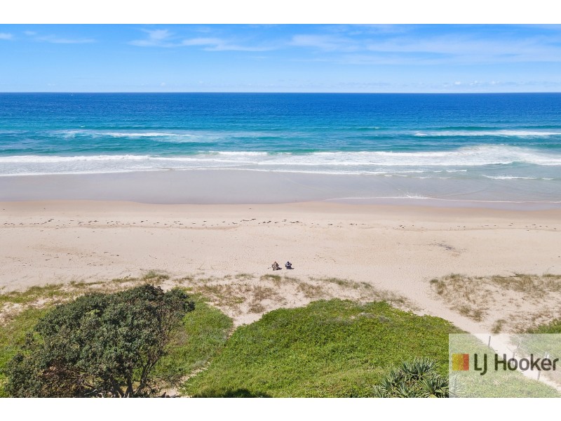 10 Beach Avenue, South Golden Beach NSW 2483