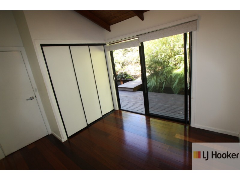 16 Nandroya Avenue, Ocean Shores NSW 2483