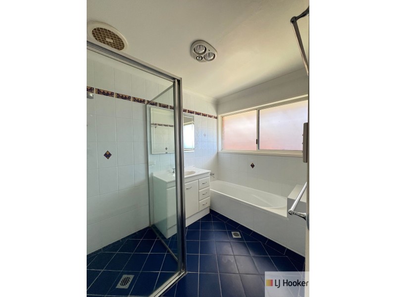 10 Terarra Court, Ocean Shores NSW 2483