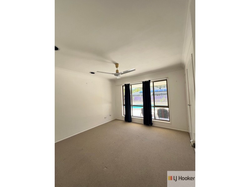 10 Terarra Court, Ocean Shores NSW 2483