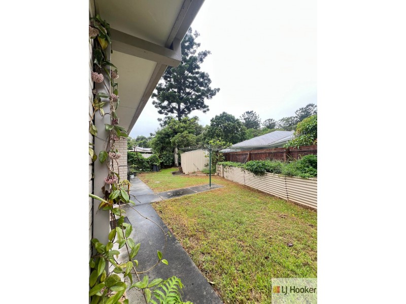 9 Miram Place, Ocean Shores NSW 2483