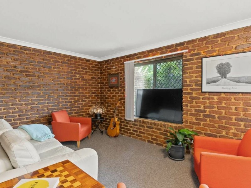 7/4 Durroon Court, Ocean Shores NSW 2483