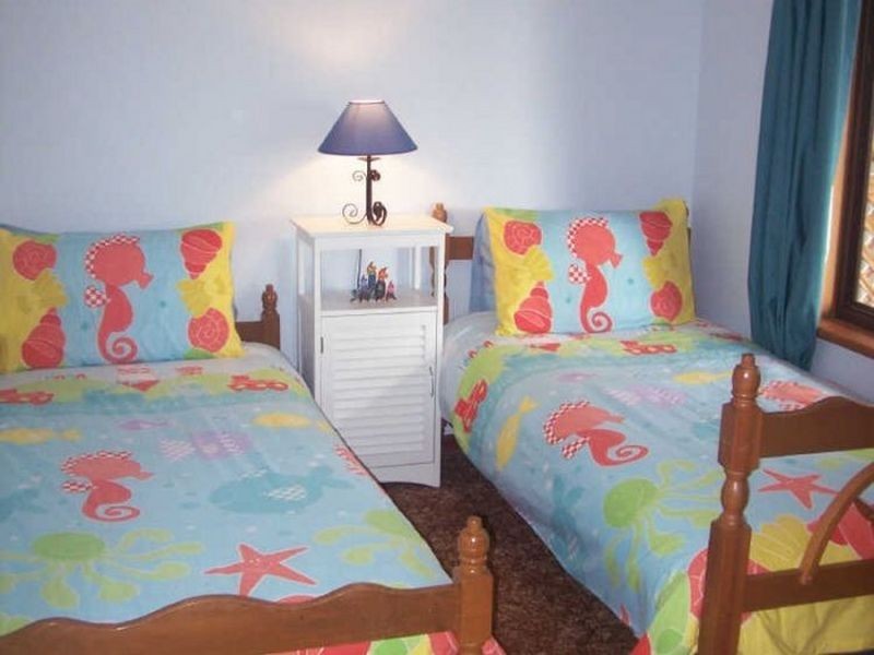 11 Baker Avenue, Port Vincent SA 5581