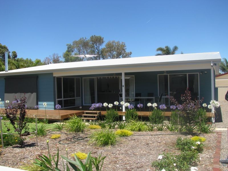 2 Talbot Road, Port Vincent SA 5581