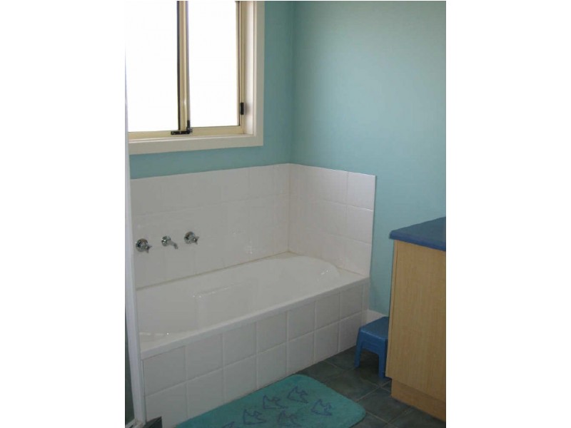 56 Esplanade, Port Vincent SA 5581