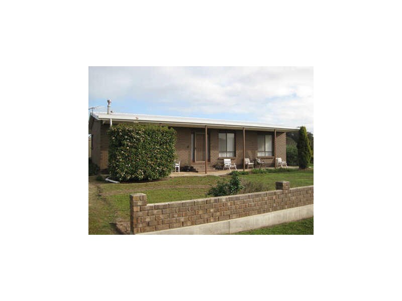 5 Esplanade, Wool Bay SA 5575