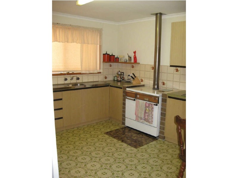 5 Esplanade, Wool Bay SA 5575