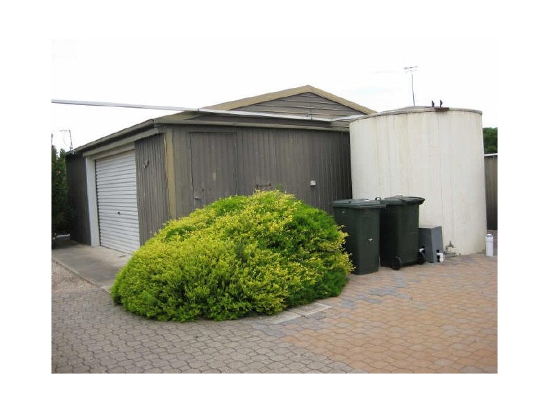 5 Esplanade, Wool Bay SA 5575